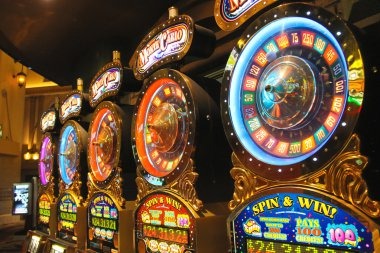 w33slot Kembang Kempis game interface on mobile phone showing live multiplier display